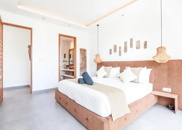 Seaside Haven Charming 4Br Villa, 5 Min To Beach Canggu (Bali)