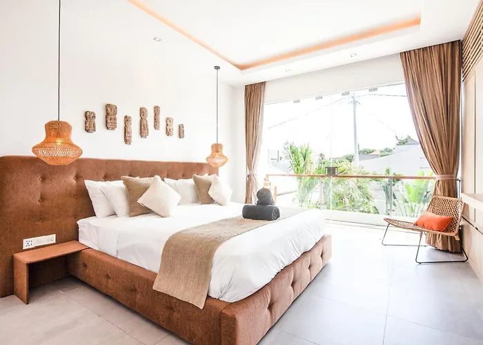 Seaside Haven Charming 4Br Villa, 5 Min To Beach