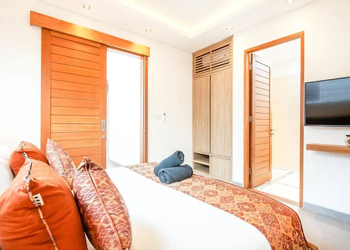 Seaside Haven Charming 4Br Villa, 5 Min To Beach Canggu (Bali)