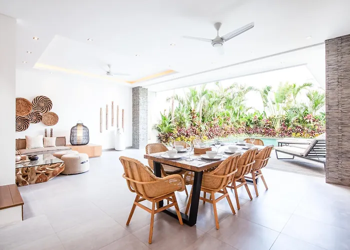Seaside Haven Charming 4Br Villa, 5 Min To Beach *