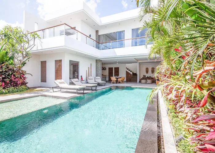 Seaside Haven Charming 4Br Villa, 5 Min To Beach * Canggu (Bali)
