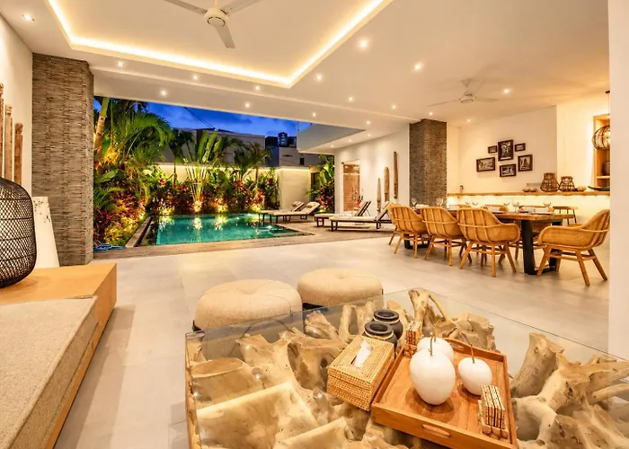 Coastal Comfort Cozy 4Br Villa, 300M To Finns ヴィラ *