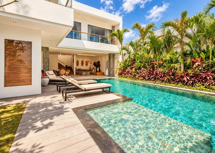 Coastal Comfort Cozy 4Br Villa, 300M To Finns ヴィラ チャングー